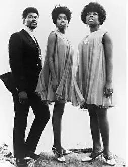 Acr045956 Prints: R and B group C and the Shells