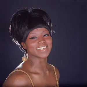 Acr045956 Prints: R and B vocalist and pianist Jeanette Baby Washington
