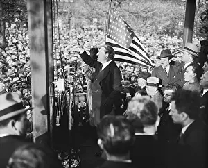 Speaker Prints: Rabbi Stephen Wise Addressing Protesters