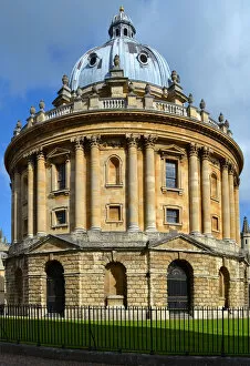 Images Dated 2nd October 2011: Radcliffe camera