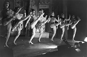 Chorus Prints: Ragged Chorus Line