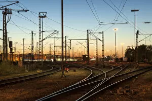 Images Dated 29th November 2012: Railway tracks near Munichs main railway station, Munich, Upper Bavaria, Bavaria, Germany