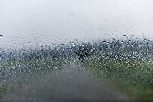 Raindrop Gallery: Raindrops on a car window