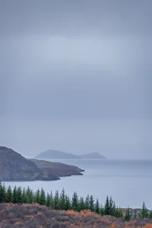 Images Dated 20th October 2015: Rainy fall day, Lake Thingvellir, Iceland