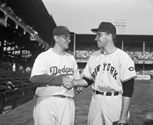 Sportsmanship Prints: Ralph Branca Shaking Hands with Jim Hearn