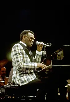 Ray Charles Prints: Ray Charles Performing