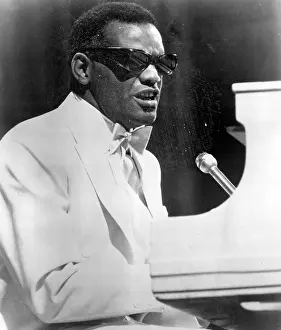 T1714113 Prints: Ray Charles Singer