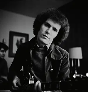 Huty25644 Prints: Ray Fenwick Of The Spencer Davis Group
