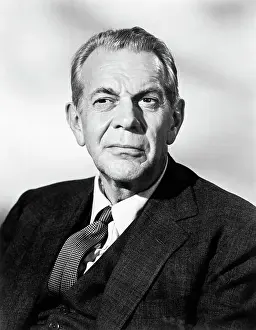 Raymond Massey