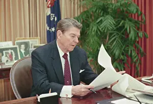 Reagan Preps State of the Union Speech