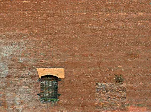 Images Dated 20th February 2019: Rear Brick Window