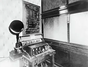 Receiving Board with Blackboard Bulletin