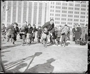 Chicago Bears Prints: Red Grange Training Children