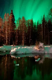 Images Dated 1st March 2012: Reflecting on dream - Alaskan Northern lights