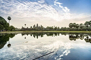 Images Dated 18th October 2014: Reflection of Angkor Wat in Cambodia