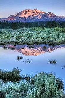 Images Dated 26th June 2017: Reflection of Mammoth Mountain in pond, California, USA