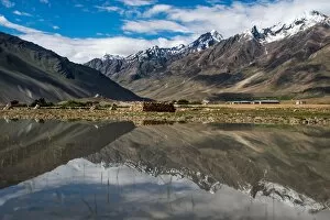 Images Dated 15th July 2015: The reflection of Zanskar range