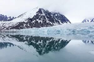 Images Dated 3rd July 2014: Reflections of mountains and Monaco glacier, Spitsbergen, Svalbard, Norway