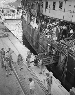 Haifa Prints: Refugees Leave Damaged Warship