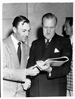 Reg Whitcombe Signing Autographs