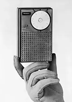 Convenience Prints: The Regency Pocket Size Radio