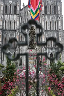 Regina Pacis (Queen of Peace) in front of St. Josephs Cathedral Hanoi