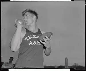 Lawrence Prints: Relay Winner Darrow Hooper