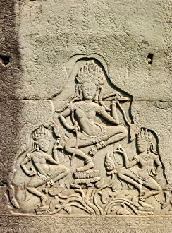 Images Dated 29th January 2011: Relief Carving of Dancers, Angkor Wat, Cambodia