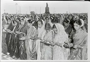 Mumbai Prints: Religious Meeting Between Women of India