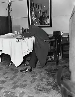 Crime Prints: Reporter Posing as Mobster Dutch Schultz