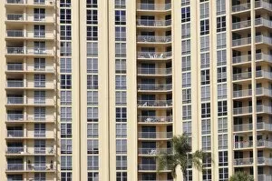Images Dated 20th December 2011: Residential apartment block in Sarasota, Florida, USA