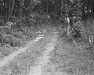 Monroe Prints: Residents Examining Murder Site