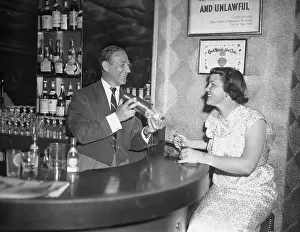 Bartender Prints: Restaurateur Billy Reed Pouring Drink