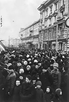 Revolutionaries Prints: Revolutionists on Avenue Niglini in Petrograd