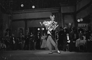 Balancing Prints: Revue At Coliseum