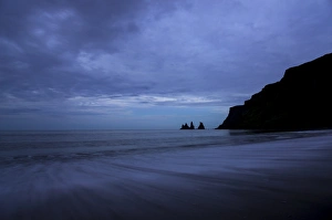 Images Dated 19th June 2012: Reynisdrangar rock formation near Vik i Myrdal, black sandy beach, southern coast, Iceland, Europe
