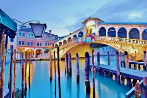 Nightscape Collection: Rialto Bridge Venice Italy