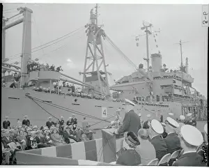Norfolk Prints: Richard E. Byrd Addressing a Dockside Audience