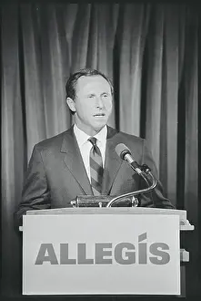 Richard Ferris Giving a Speech