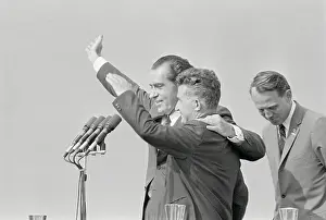 Arm Around Shoulder Prints: Richard Nixon Waving with Arm Around Ceausescu