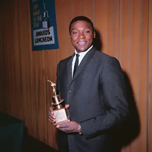 Richie Allen Holding Award