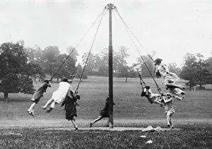 : Richmond Maypole