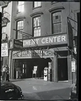 Headquarters Prints: Rifle Shooting Amusement Center