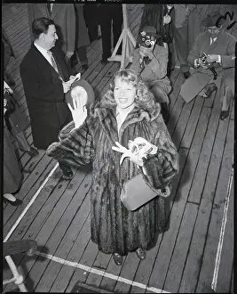 Rita Hayworth Arriving In New York