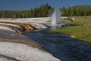 Riverside Geyser eruption, Yellowstone National Park, Wyoming, USA