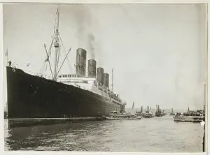 RMS Lusitania Leaves NY Harbor