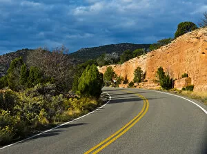 Images Dated 17th October 2015: Empty road at Colorado National Monument, Vistas along Rim Rock Drive, Grand Junction, Fruita