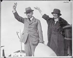Seattle Prints: Roald Amundsen and Mrs. H.H. Hammer Waving