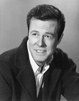 Television And Radio Prints: Robert Culp