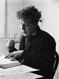 Roles And Occu Prints: Robert Graves